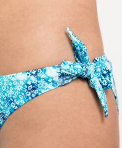Vilebrequin Blue Panties From The Flamme Swimsuit In A Print -Summer Fashion Clothing 0876e60b c74a 43f3 8854 278cab626cf4