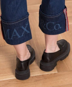 MAX & Co. Blue Jeans With Logo -Summer Fashion Clothing 2789c2b2 b215 47cb a4c3 bb38c8f66504