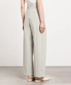 Philosophy Di Lorenzo Serafini Green Trousers With A High Fit 8 Philosophy Di Lorenzo Serafini Green Trousers With A High Fit -Summer Fashion Clothing 35e1440d f1aa 44ea 9e48 29831786eac4