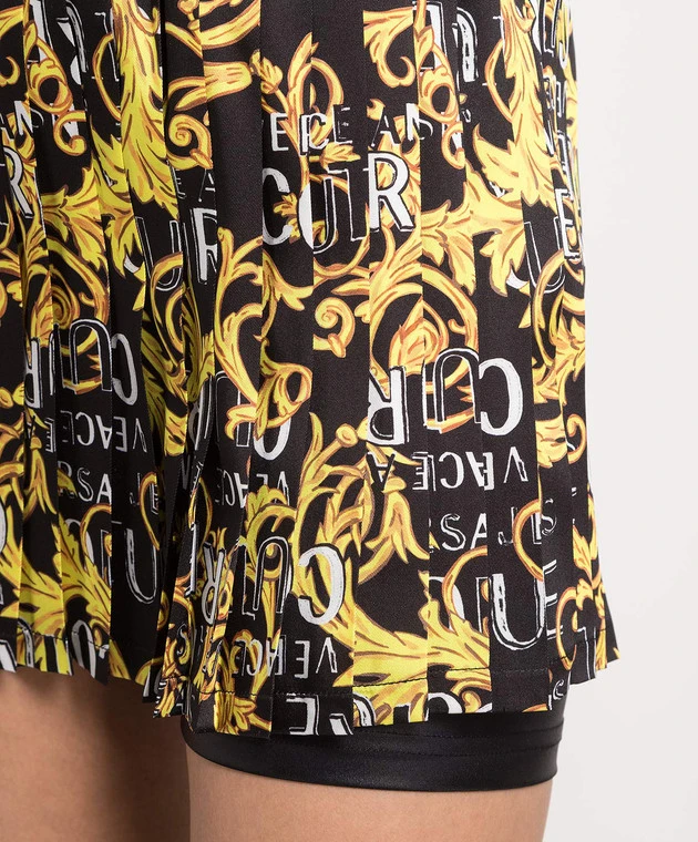 Versace Jeans Couture Black Skirt-shorts With Pleating In Logo Couture Print 5 Versace Jeans Couture Black Skirt-shorts With Pleating In Logo Couture Print - Image 5