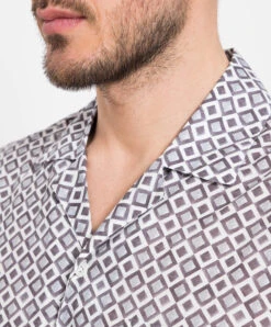 Gray Shirt With A Geometric Print 9 Gray Shirt With A Geometric Print -Summer Fashion Clothing 4d7bdd1b b946 4c0a a645 1947539f7b31