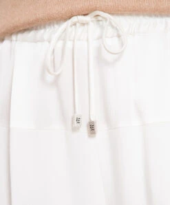 ERMANNO SCERVINO White Pants 9 ERMANNO SCERVINO White Pants -Summer Fashion Clothing 652d7068 a4b1 4bc3 8528 dc8bbc4c1875