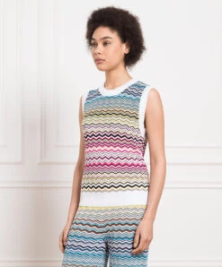 Missoni Vest In A Geometric Pattern 7 Missoni Vest In A Geometric Pattern -Summer Fashion Clothing 66e6cd00 b868 4f2d b33a 0abaf627a6b3