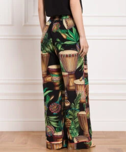 Dolce & Gabbana Printed Silk Pants 8 Dolce & Gabbana Printed Silk Pants -Summer Fashion Clothing 705e9e43 f1c6 4772 87d5 5db465a8759c