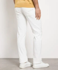 White Pants With Logo -Summer Fashion Clothing 71c36a84 f97b 4124 ab03 f40a859ce621