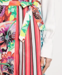 Skirt On The Scent In A Print 9 Skirt On The Scent In A Print -Summer Fashion Clothing 7b2d8504 f867 4f72 ae77 223c6eb331ec