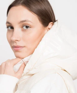 Beige Quilted Vest -Summer Fashion Clothing 7b5c1047 3d17 425c 8da1 a4413d4db6d7