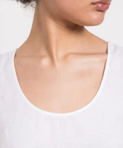 White Linen Top -Summer Fashion Clothing 7c5d919e 4c14 46d5 a771 e05a6e1c66d6