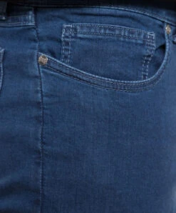 Blue Jeans With Logo Patch -Summer Fashion Clothing 82e46956 91a1 4b9d b4e6 152b4a6b37e5