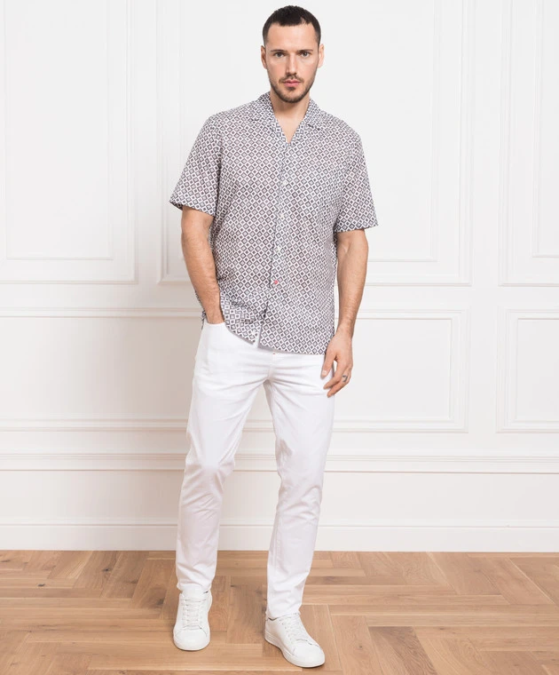 Gray Shirt With A Geometric Print 2 Gray Shirt With A Geometric Print - Image 2