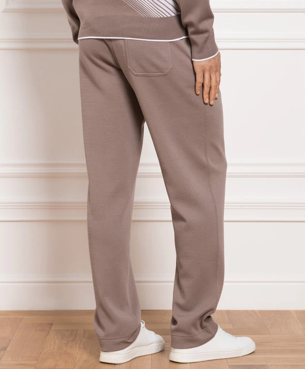 Brown Sweatpants With A Logo Pattern 4 Brown Sweatpants With A Logo Pattern - Image 4