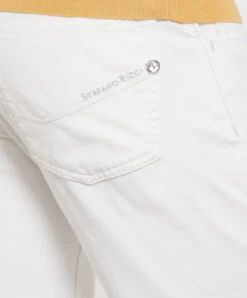 White Pants With Logo -Summer Fashion Clothing a7a5af5a 9fb4 471a 8e59 09abe6c501b4