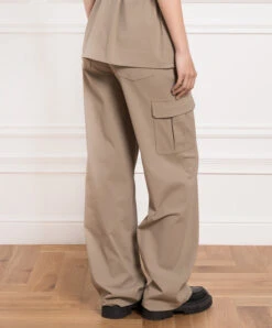 THEORY Brown Cargo 8 THEORY Brown Cargo -Summer Fashion Clothing a8cb692f 3cd8 446a 8a16 862bf4bb0fcf