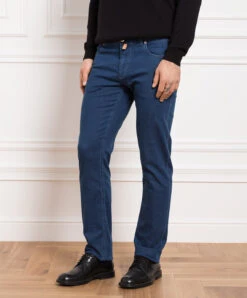 Blue Jeans With Logo Patch -Summer Fashion Clothing aa0846a6 27e4 4c98 9844 90b93c02781d