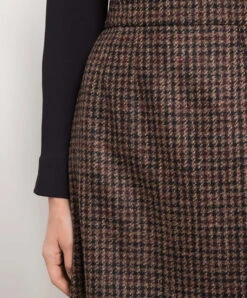 Dolce & Gabbana Brown Skirt With A Houndstooth Pattern 9 Dolce & Gabbana Brown Skirt With A Houndstooth Pattern -Summer Fashion Clothing ade9207e 3e50 4504 80f1 059d8afd955a
