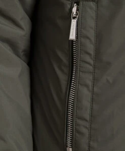 Green Down Jacket Oniro -Summer Fashion Clothing d1dc5c9f 5ec4 4473 9062 4ee2c6ee1b24