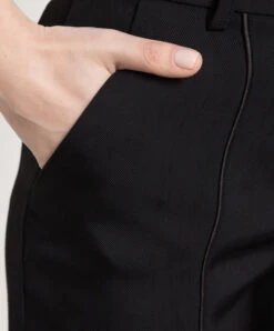 Black Pants -Summer Fashion Clothing e493fb8c 0a18 4c7d b86b 9884fa6b56b2