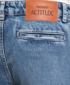 Blue Flared Jeans With A Distressed Effect 9 Blue Flared Jeans With A Distressed Effect -Summer Fashion Clothing f5fca8c1 615c 447d 8984 43dd506fe07c